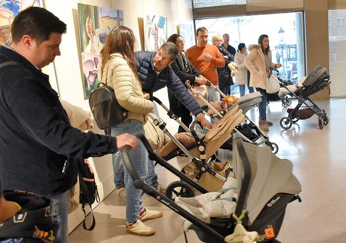 Un total de 71 niños han recibido la ayuda del ‘Cheque bebé’ 2024 en Villaviciosa de Odón Entrega de cheque bebé en Villaviciosa de Odón 29 enero 2025