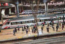 Las obras en Atocha Cercanías durarán hasta septiembre y afectarán a varias líneas en la Comunidad de Madrid Andenes estación de Atocha Cercanías Madrid enero 2025