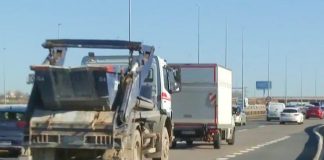 El Ministerio de Transportes suprime el carril bus-VAO de la A-5 entre Móstoles y Alcorcón por mejoras en el firme Atasco autovía A-5 carril bus Vao enter Alcorcón y Móstoles 2025